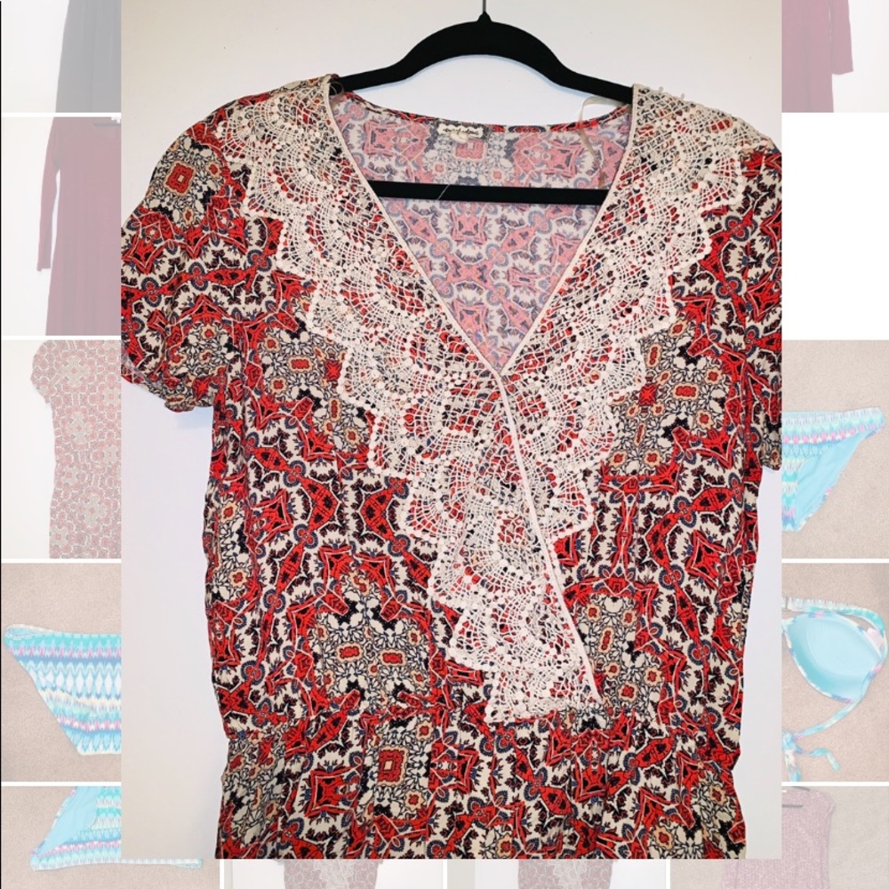 Red/Cream Pattern Romper - Picture 2 of 3